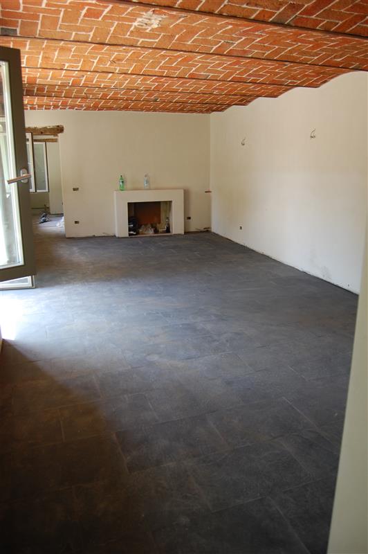 Pavimento interno in Pietra Gaia Naturale n°14