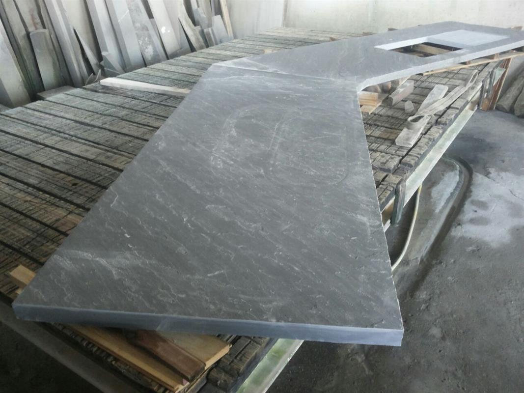 Piano  per Cucina in Pietra Alpina Naturale su misura n°7