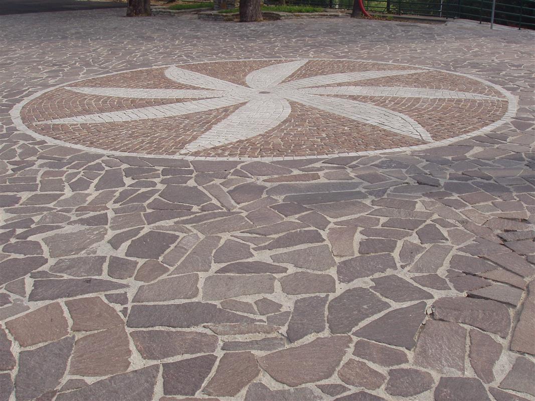 Decoro in pietra n°14