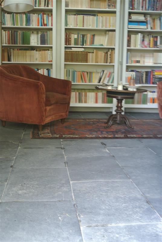 Pavimento interno in Pietra Gaia Naturale n°26