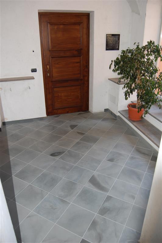 Pavimento interno in Pietra Alpina Naturale n°29
