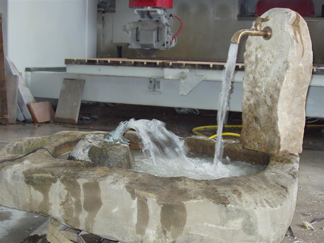 Fontana in Pietra di Langa Naturale n°40
