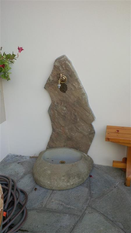 Fontana in Pietra di Langa Naturale n°7
