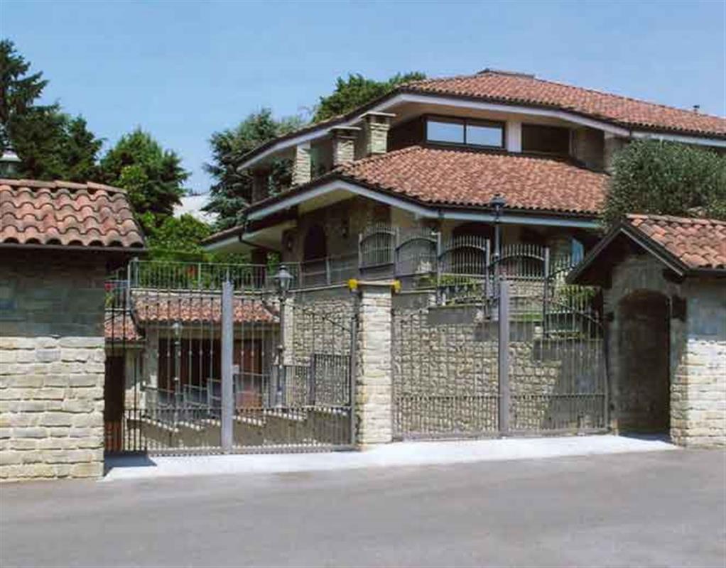 Ingresso in Pietra di Langa n°8
