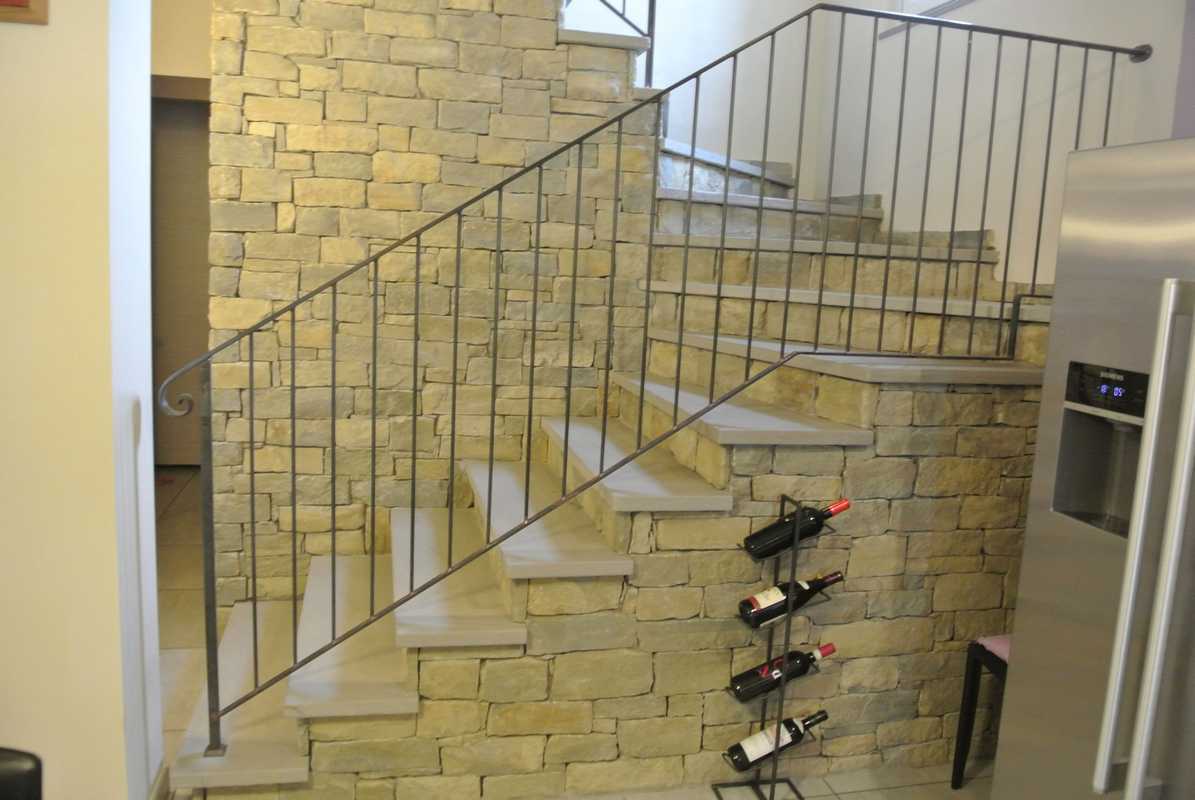 Interno in Pietra di Langa Naturale n°8