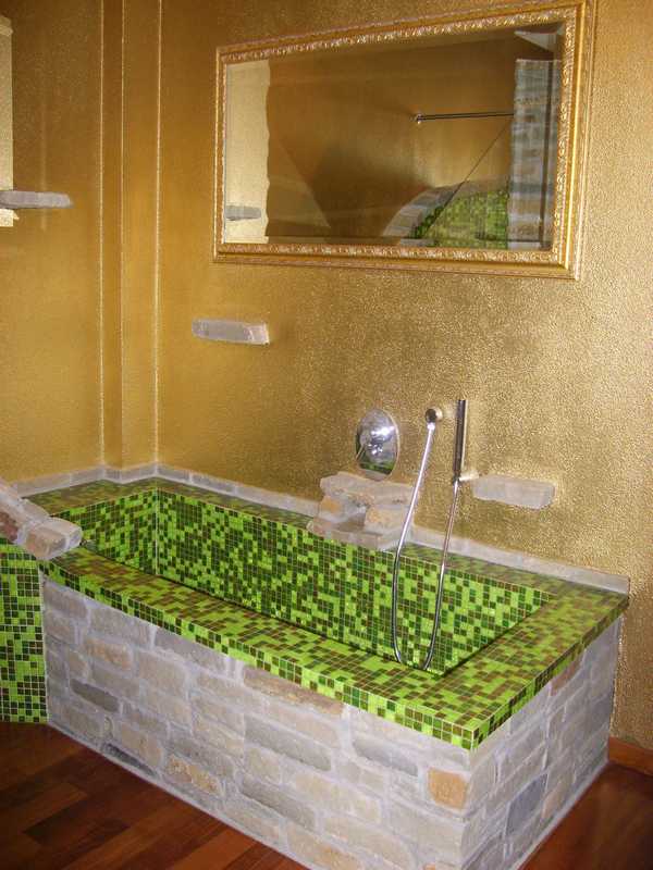 Rivestimento parete bagno in Pietra di Langa Naturale n°31