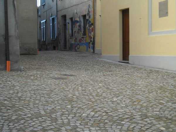 Pavé con tozzetti in Pietra di Langa Naturale n°14