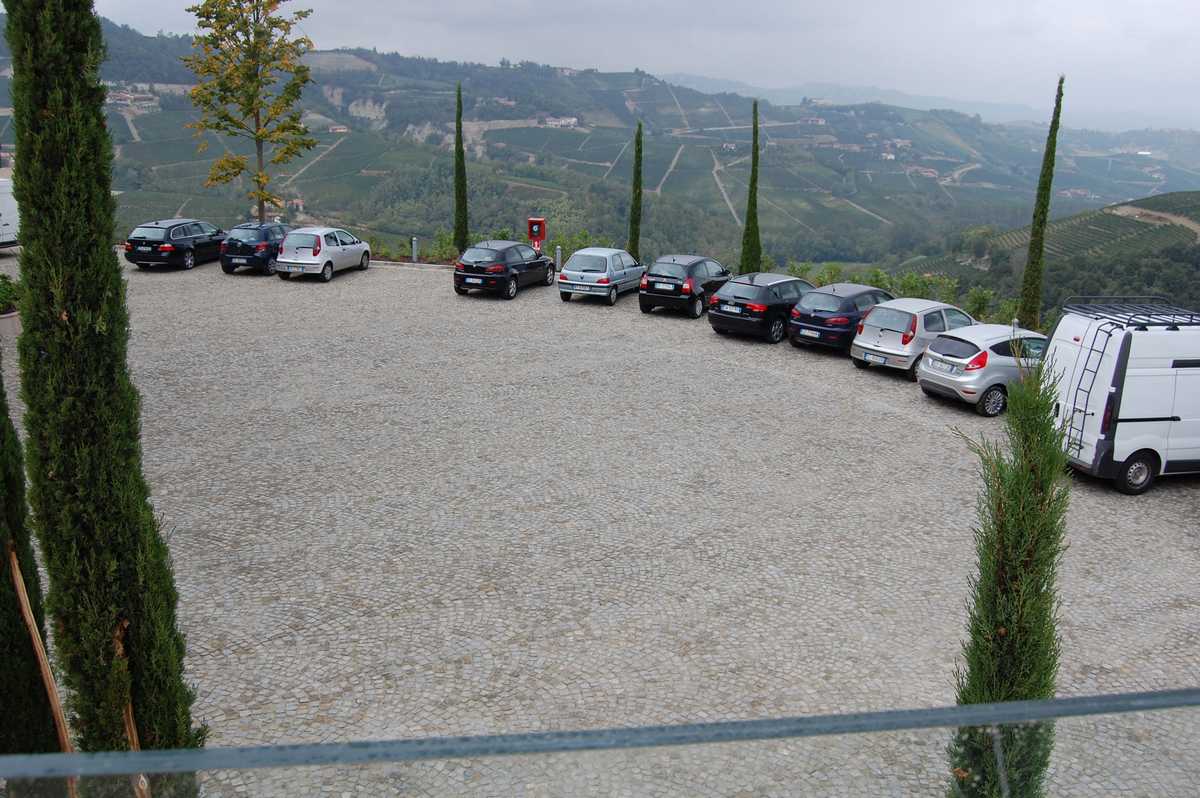 Pavé con tozzetti in Pietra di Langa Naturale n°31