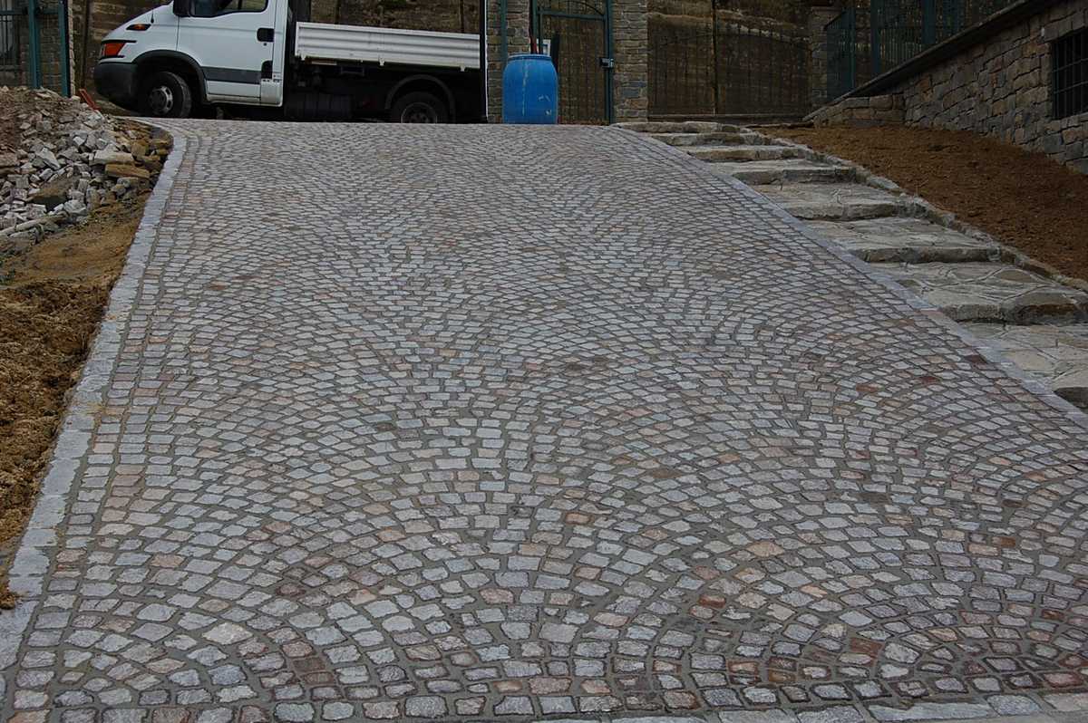 Pavé con tozzetti in Porfido Naturale n°56