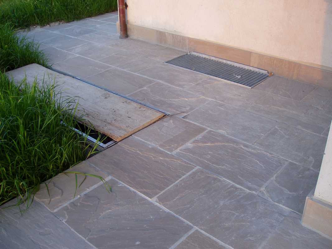 Pavimentazione tipo “Patio” in Pietra Gaia Naturale n°44