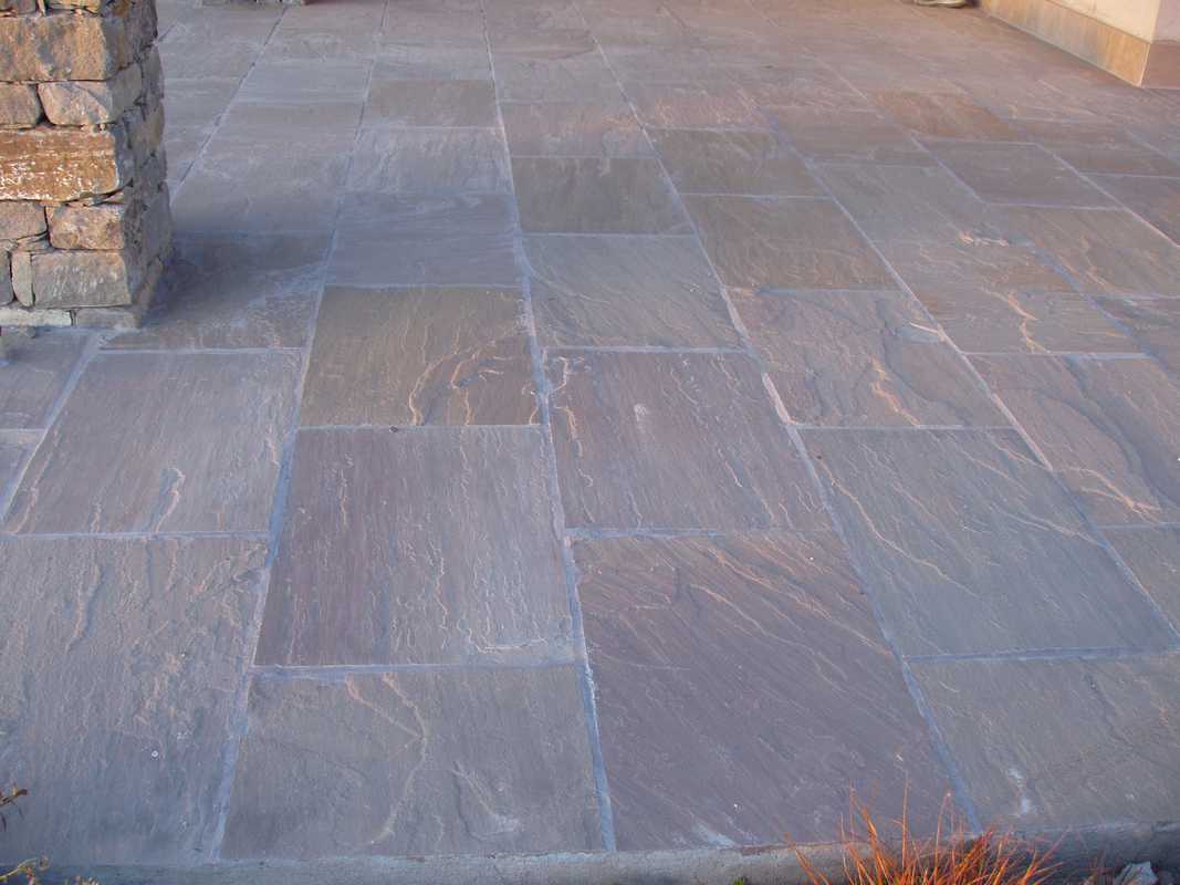Pavimentazione tipo “Patio” in Pietra Gaia Naturale n°47