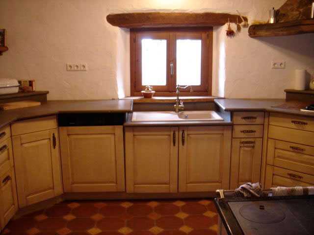 Piano per Cucina in Pietra Alpina Naturale su misura n°11