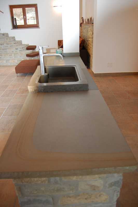 Piano per Cucina in Pietra Alpina Naturale su misura n°13