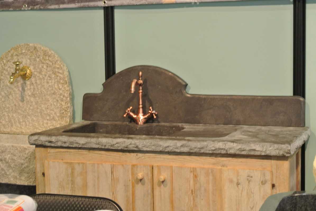 Piano per Cucina in Pietra Alpina Naturale su misura n°16