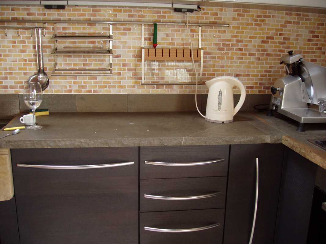 Piano per Cucina in Pietra Alpina Naturale su misura n°40