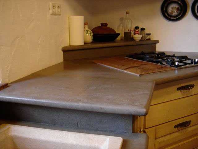Piano per Cucina in Pietra Alpina Naturale su misura n°9